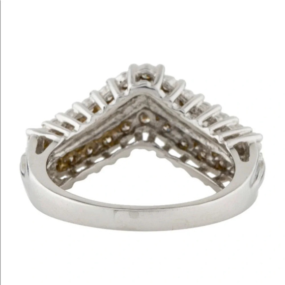 Brand New $1058 Diamond Ring - 14K White Gold V-Shaped Band - 100% Authentic - Picture 3 of 7